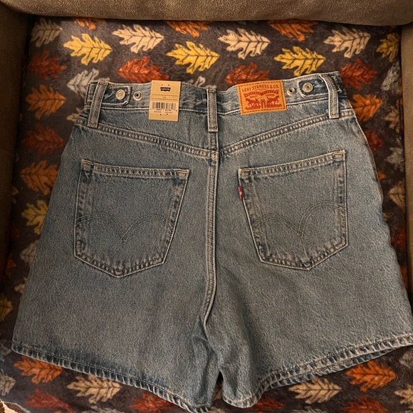 Levi's Blue Jean Shorts High-Waisted Vintage Style - Picture 1 of 3
